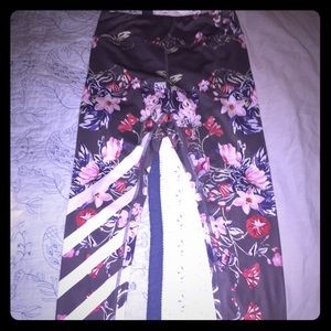 Floral stripes yoga pants size small